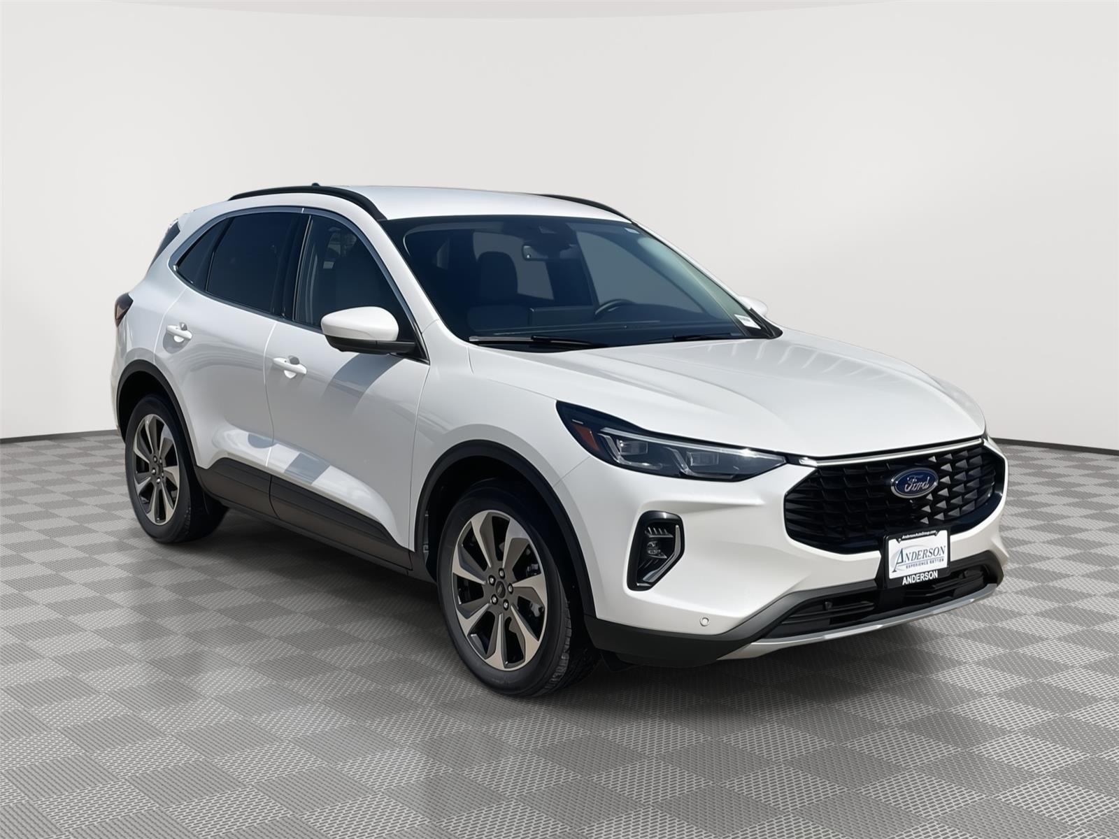 Vehicle photo 8