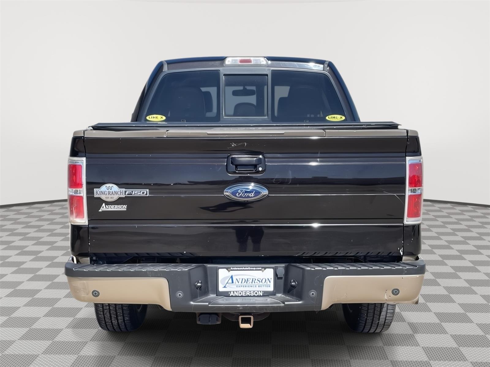 Vehicle photo 5