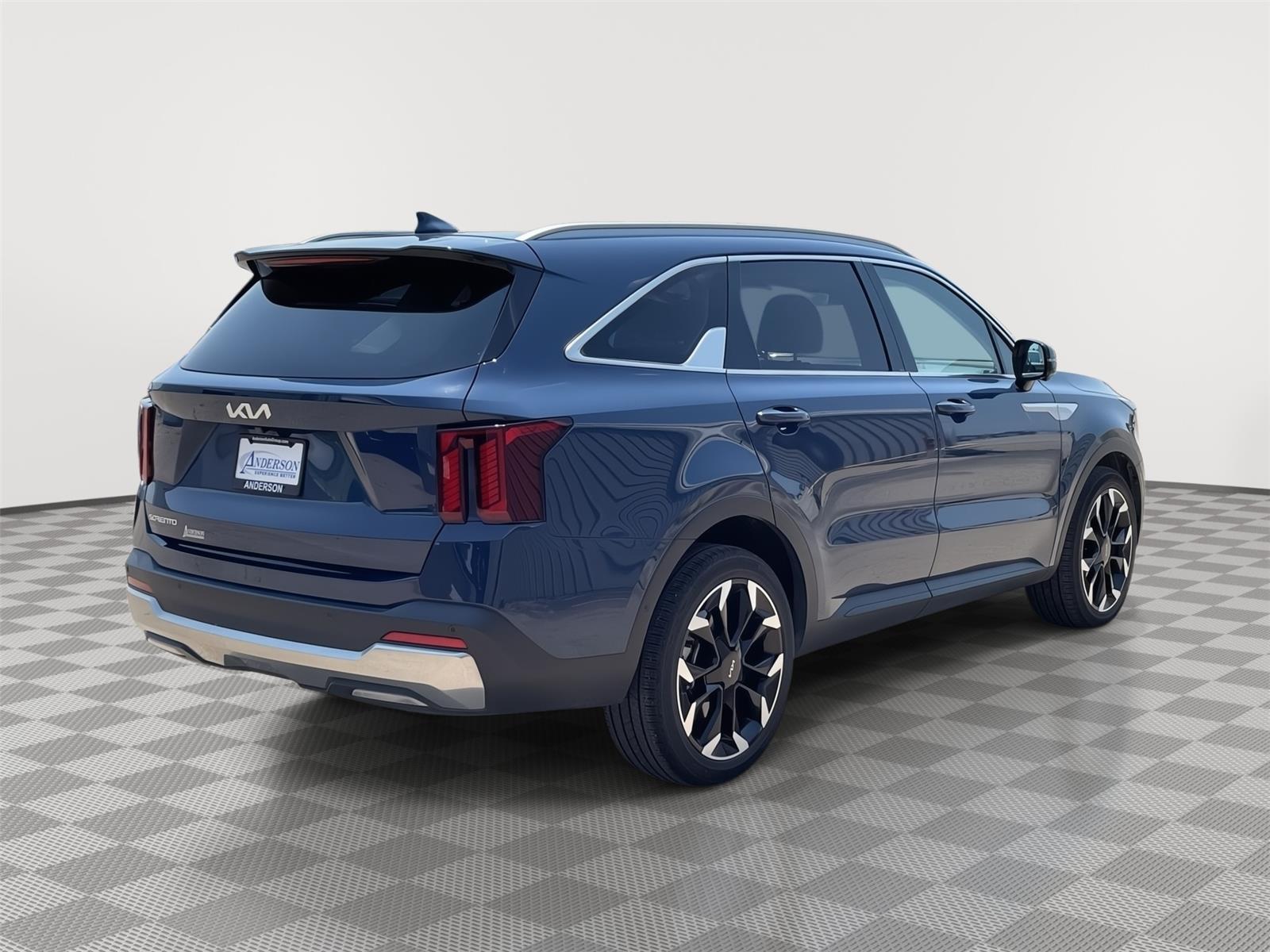 Vehicle photo 6