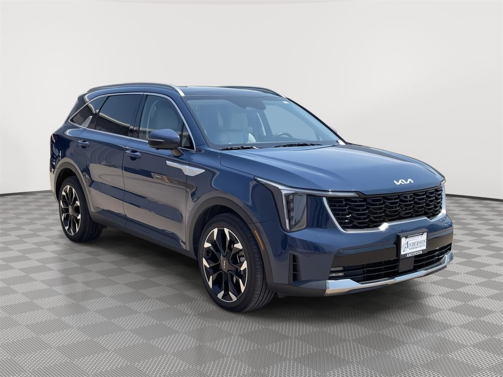 Vehicle photo 8