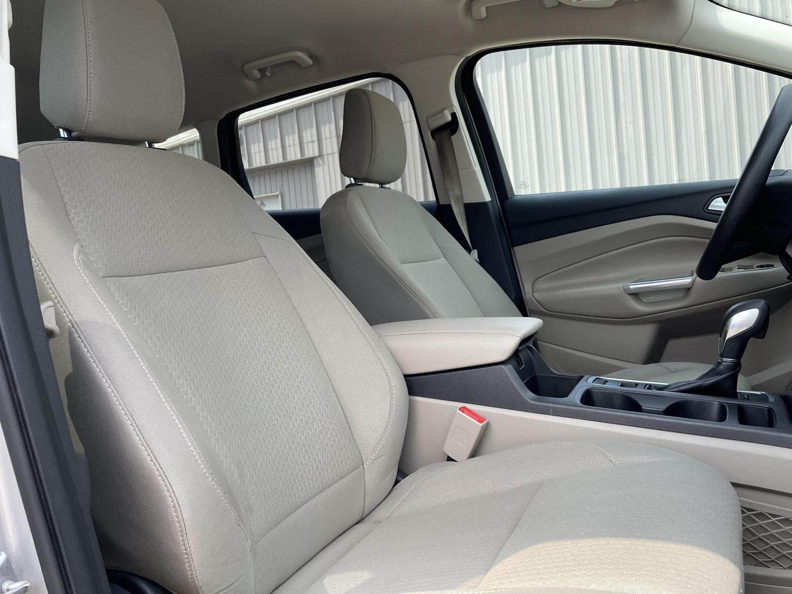 Vehicle photo 21