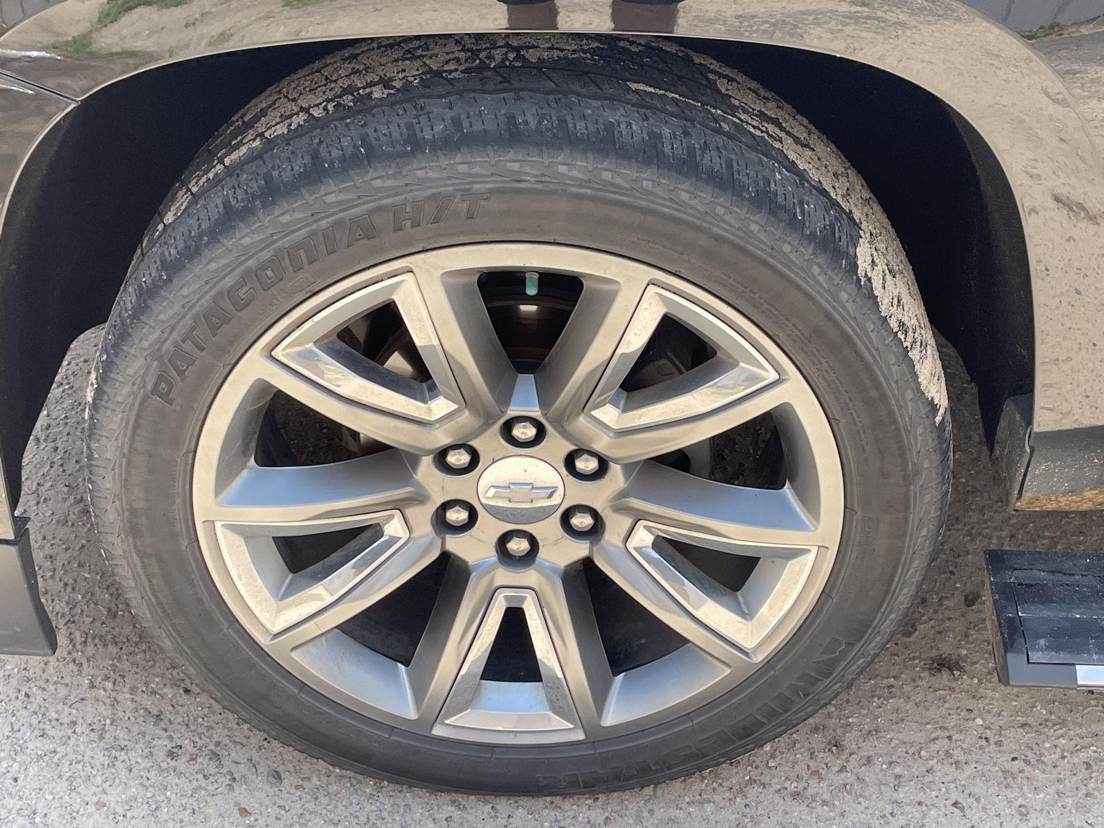 Vehicle photo 10