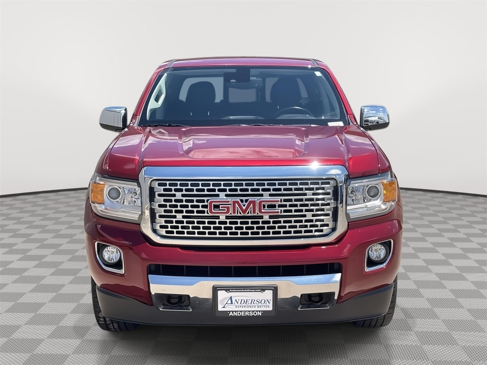 Vehicle photo 9