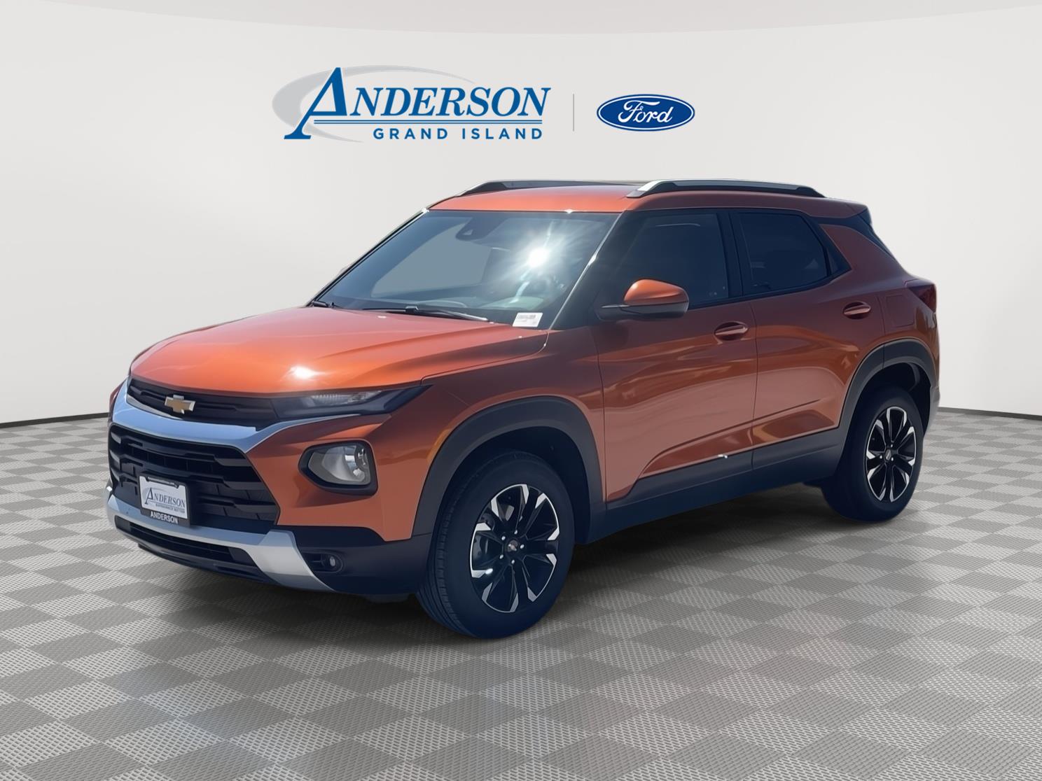 Vivid Orange Metallic 2022 Chevrolet Trailblazer SUV / Crossover Four-Wheel Drive 9-Speed Automatic