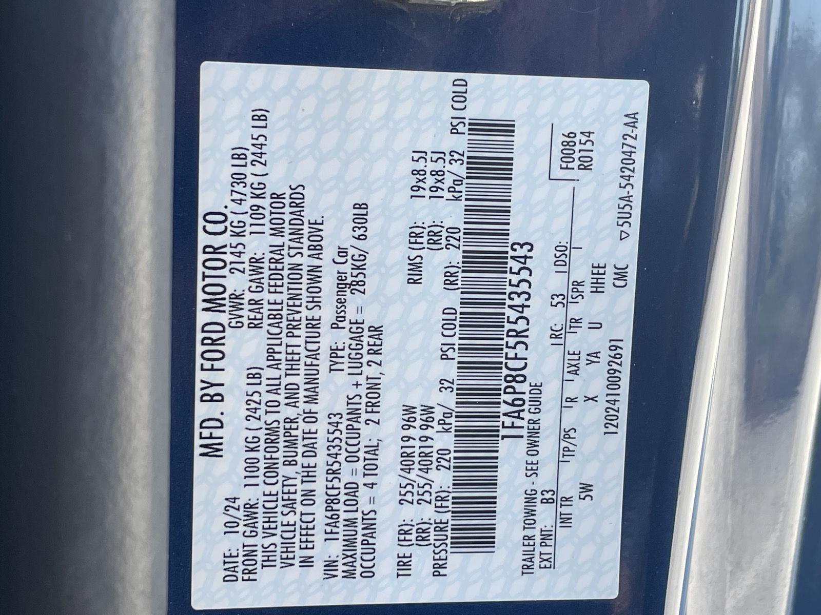 Vehicle photo 11