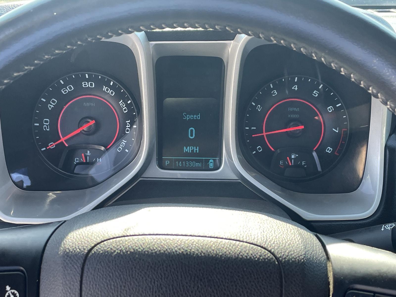 Vehicle photo 3