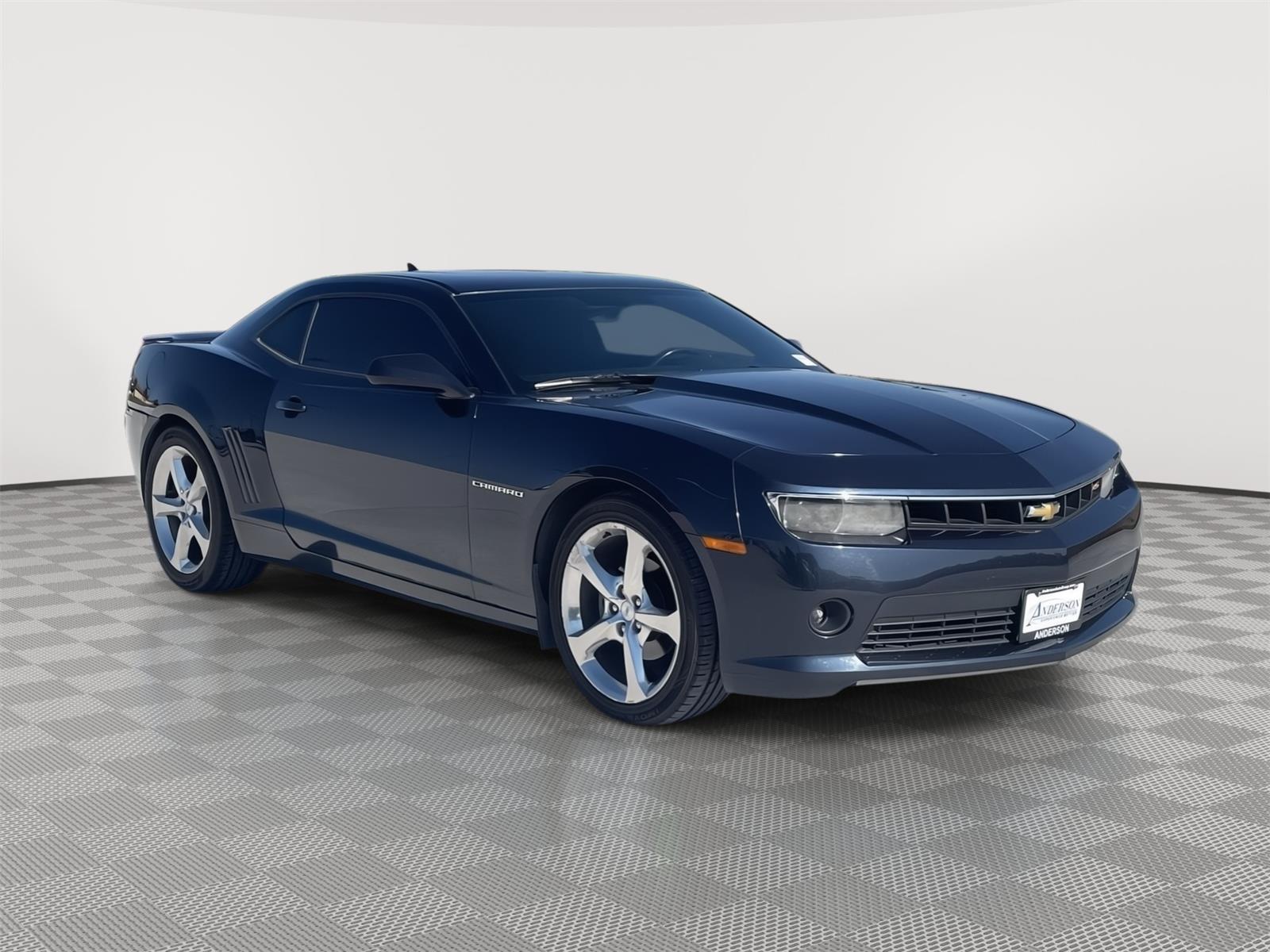 Vehicle photo 8