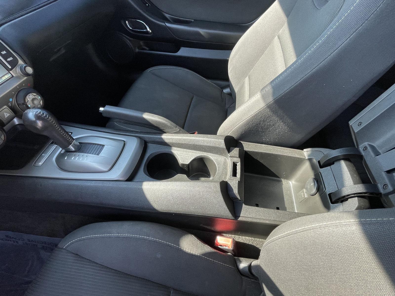 Vehicle photo 15