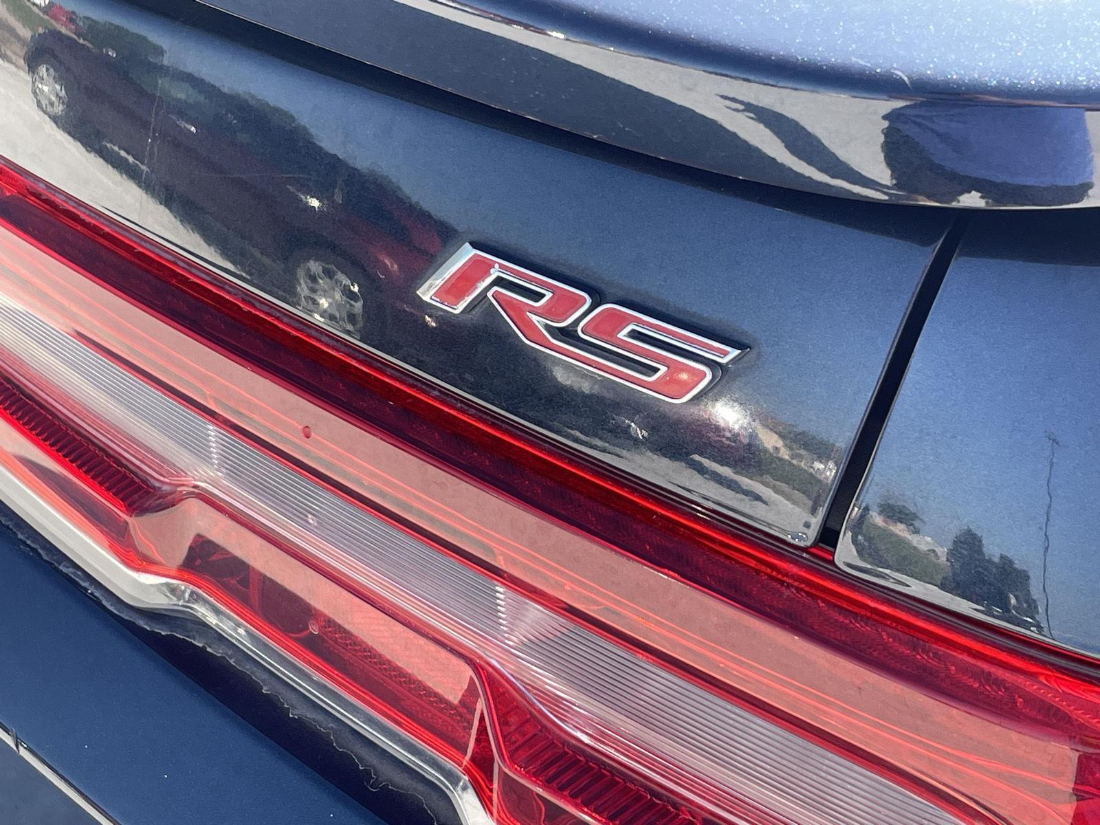 Vehicle photo 20