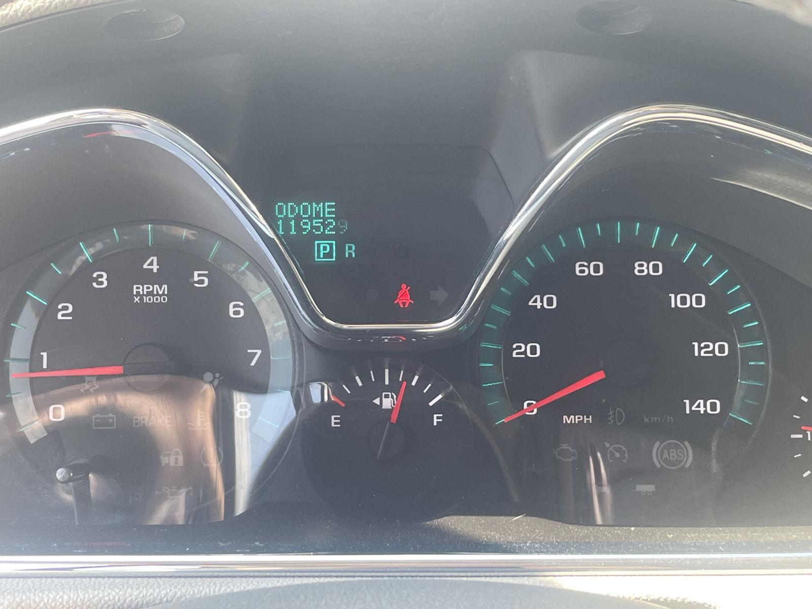 Vehicle photo 3