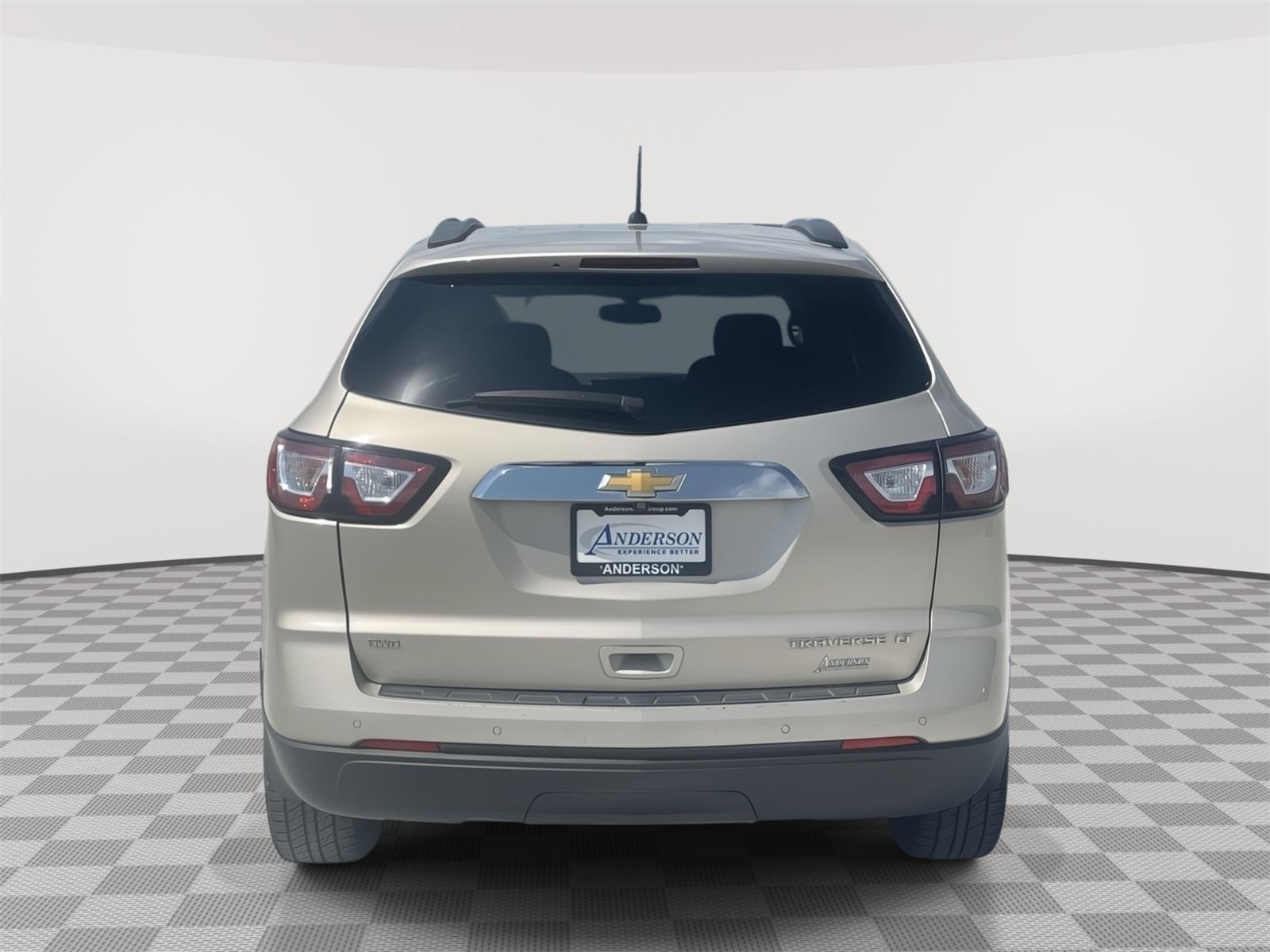 Vehicle photo 5
