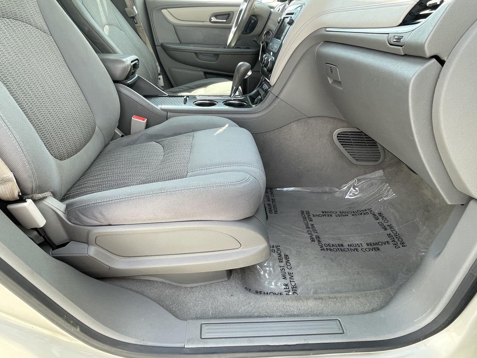 Vehicle photo 19