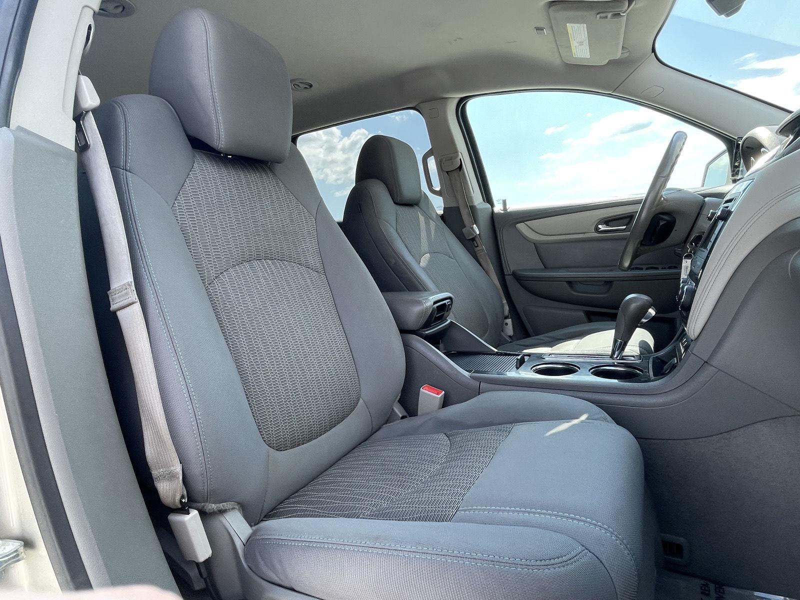 Vehicle photo 20