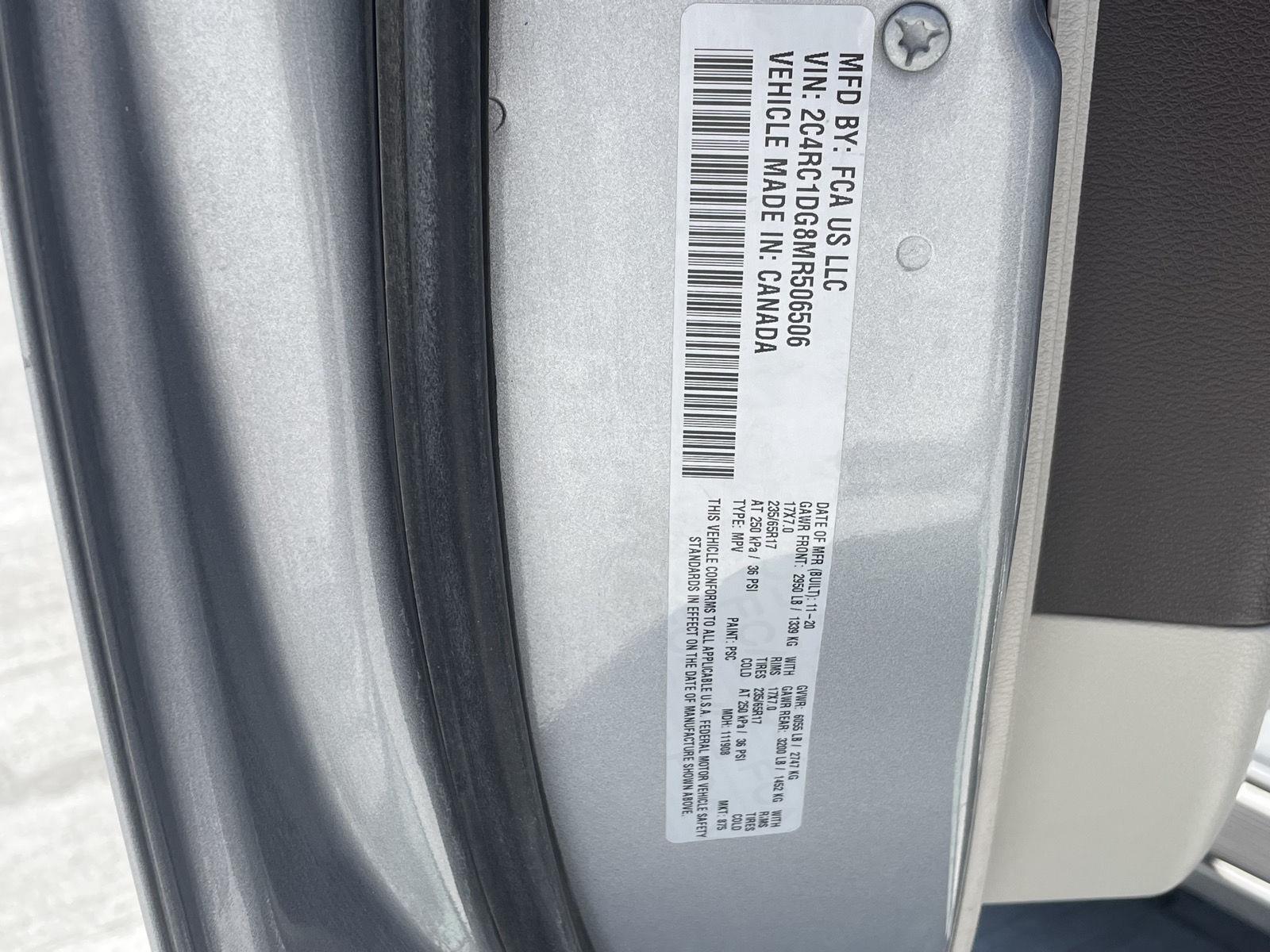 Vehicle photo 11
