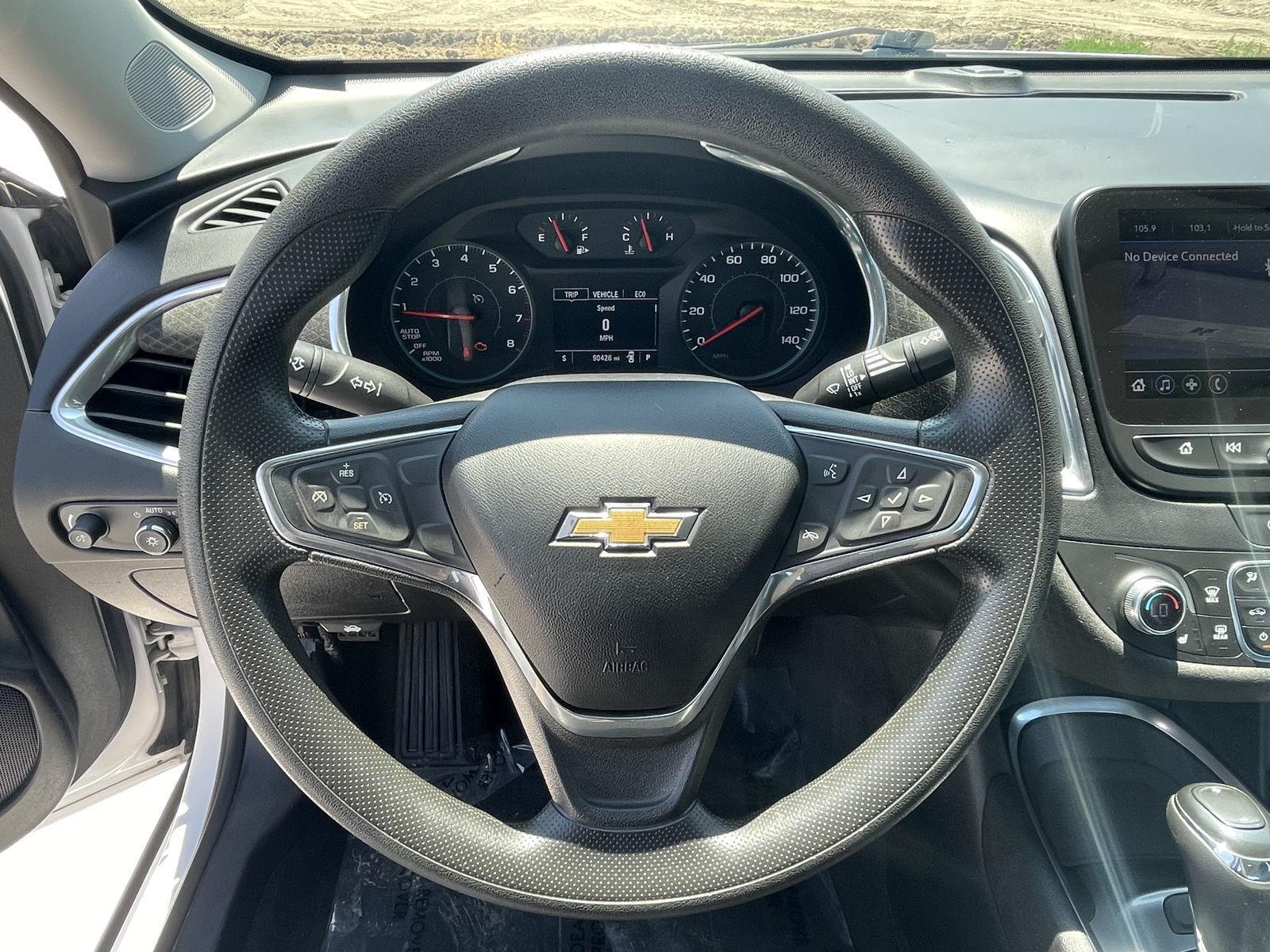 Vehicle photo 13