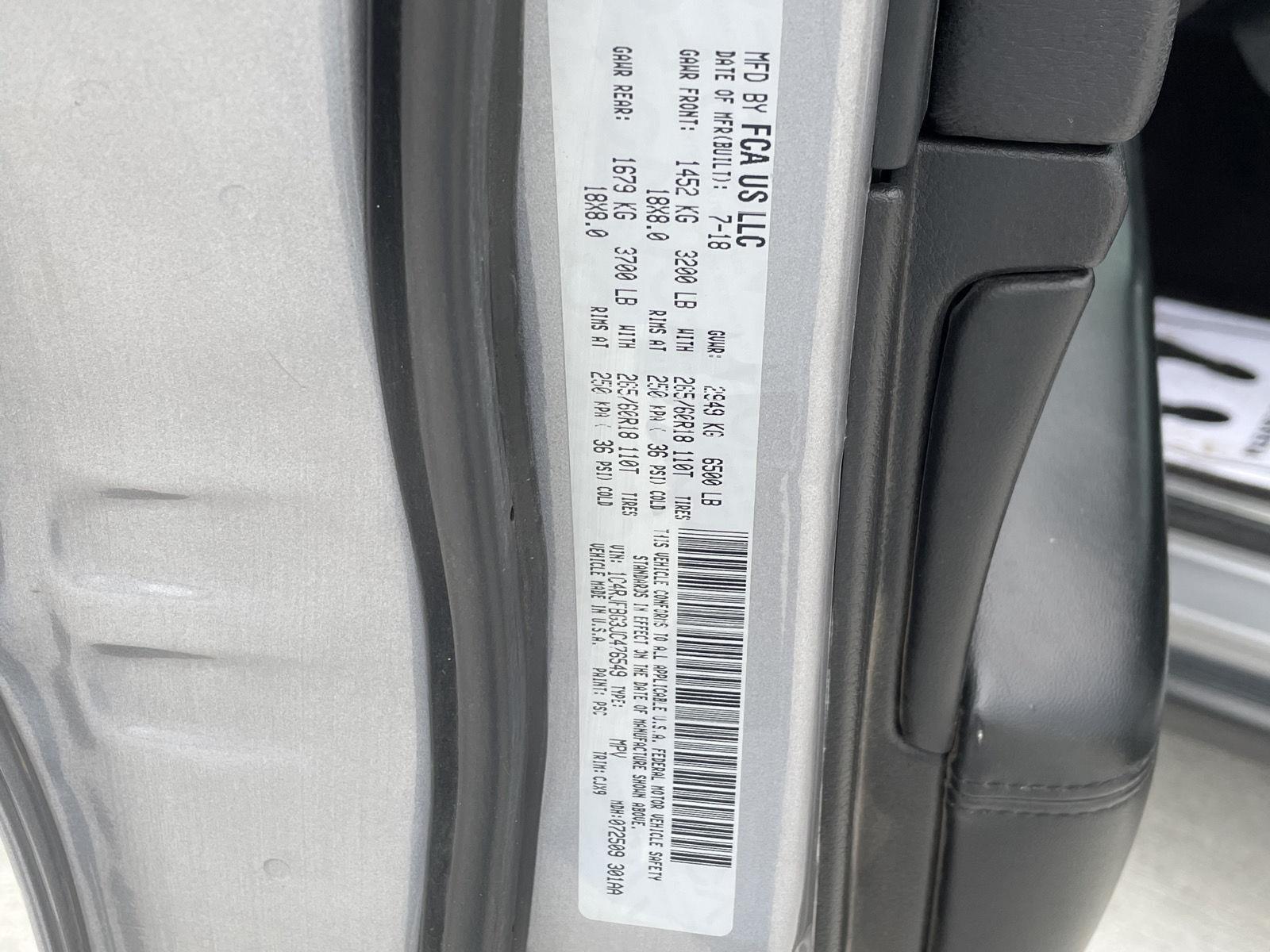 Vehicle photo 11