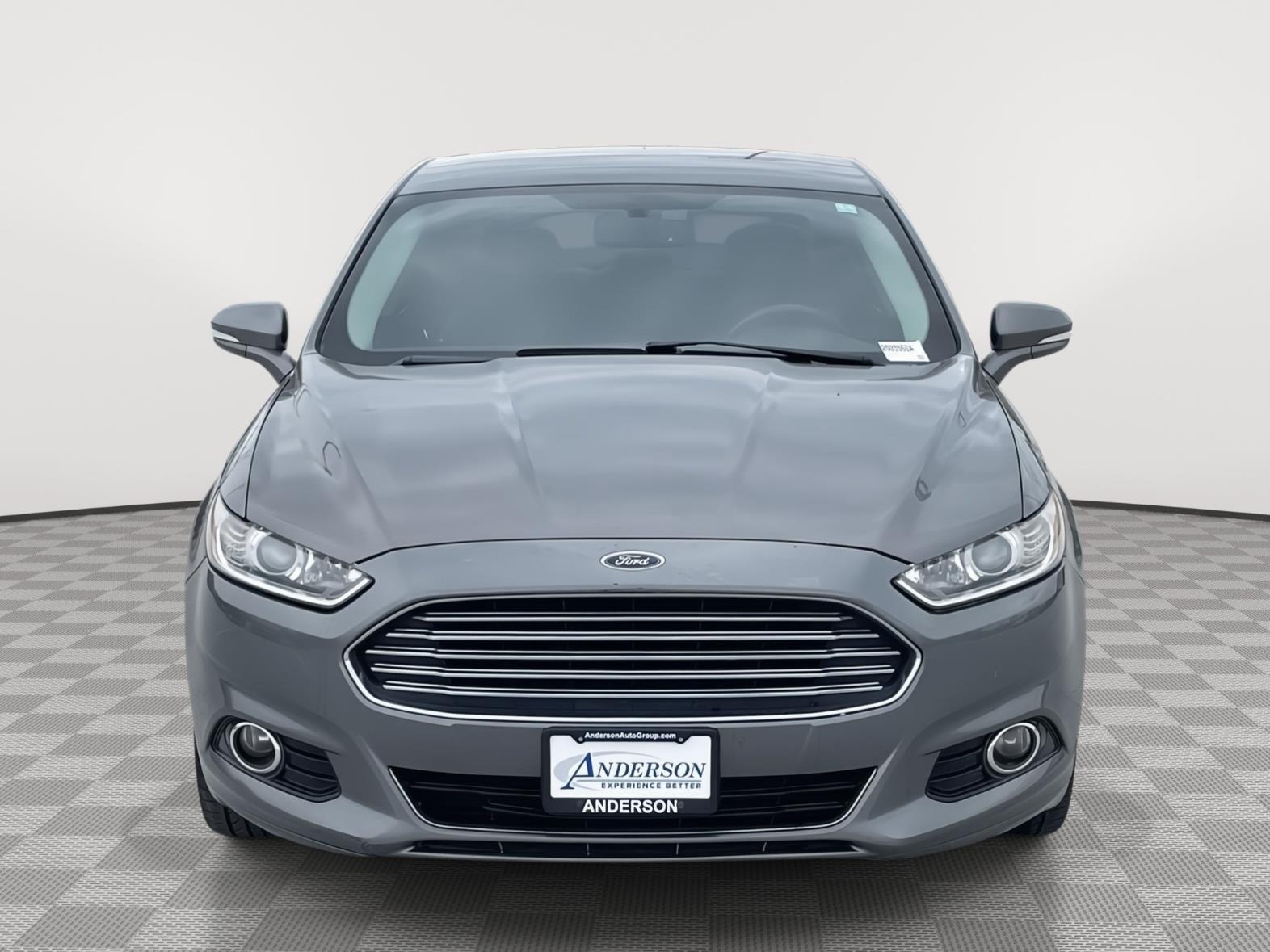 Vehicle photo 5