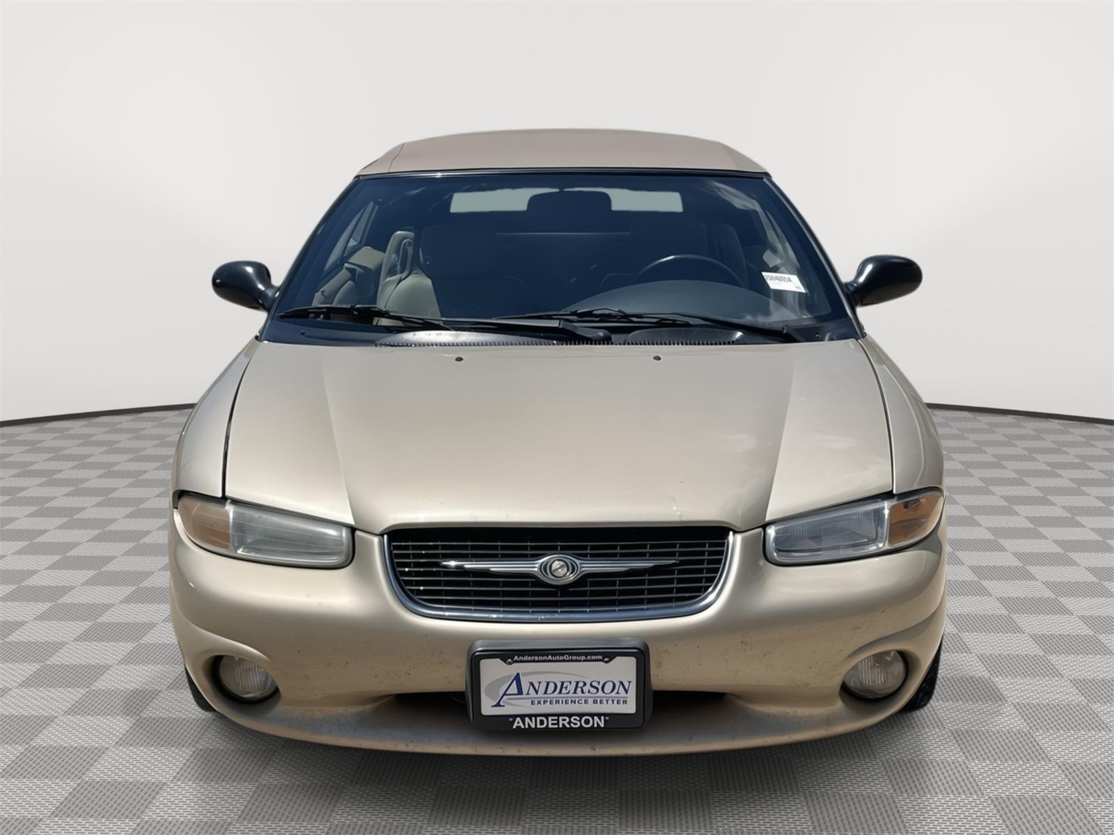 Vehicle photo 9