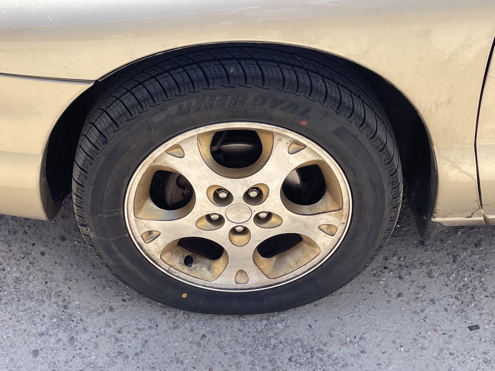 Vehicle photo 10