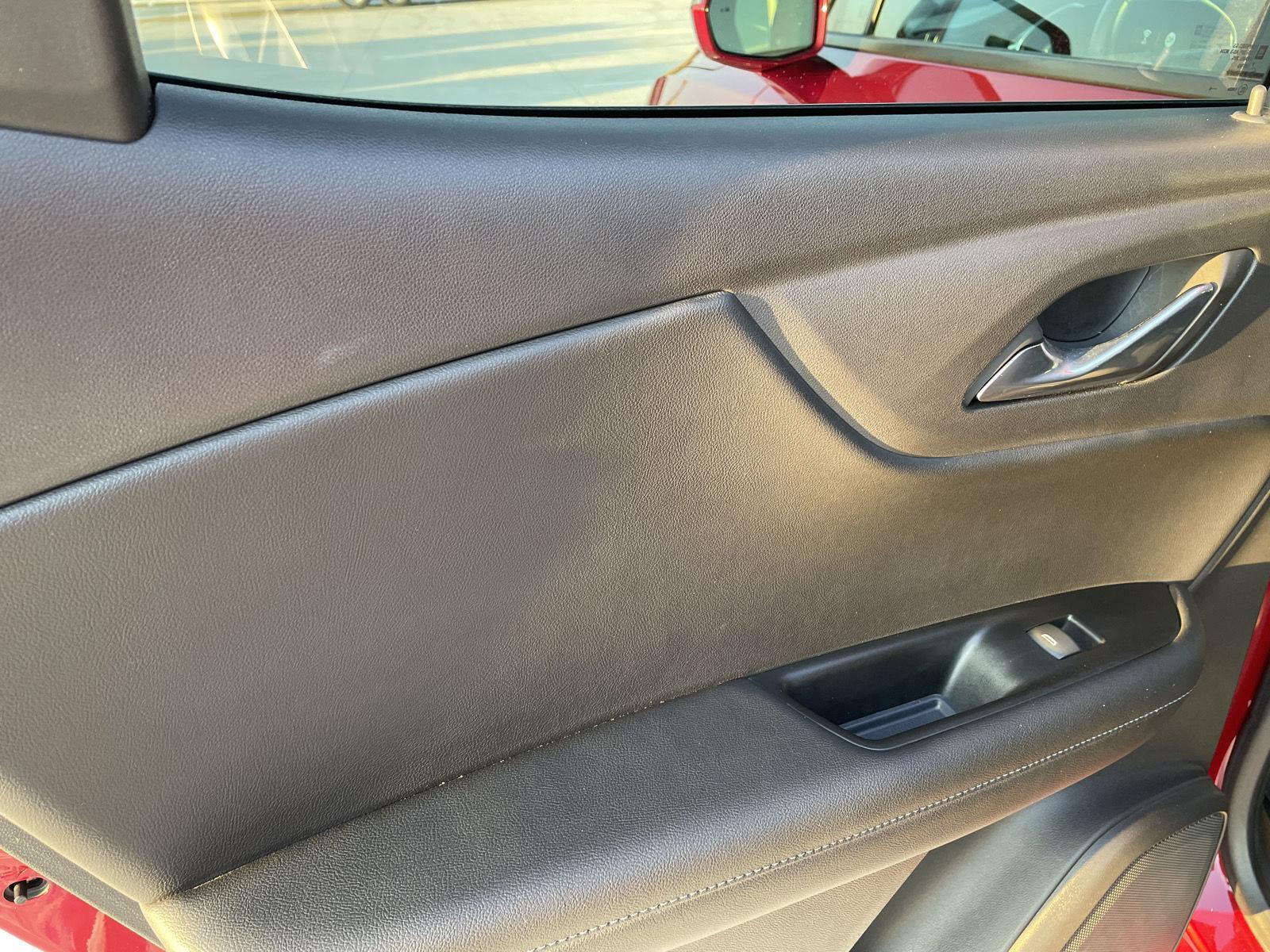 Vehicle photo 15