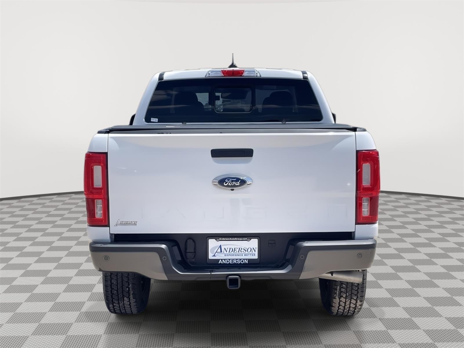 Vehicle photo 5