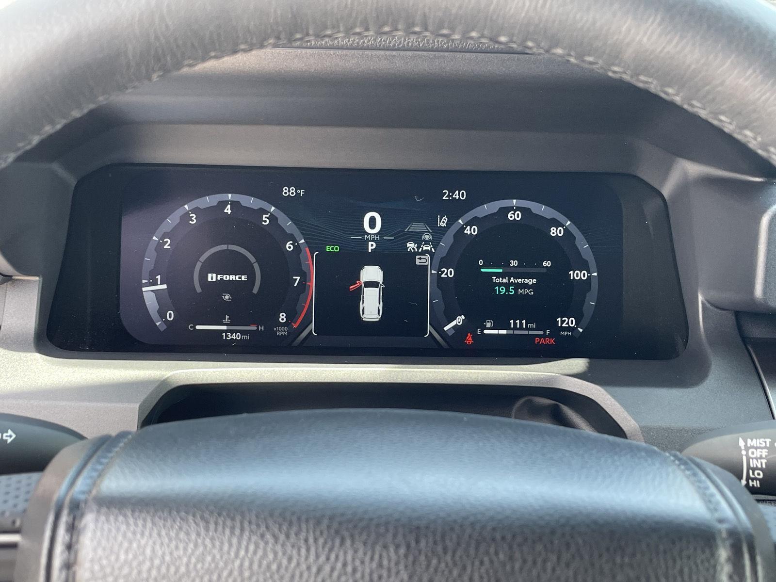 Vehicle photo 3