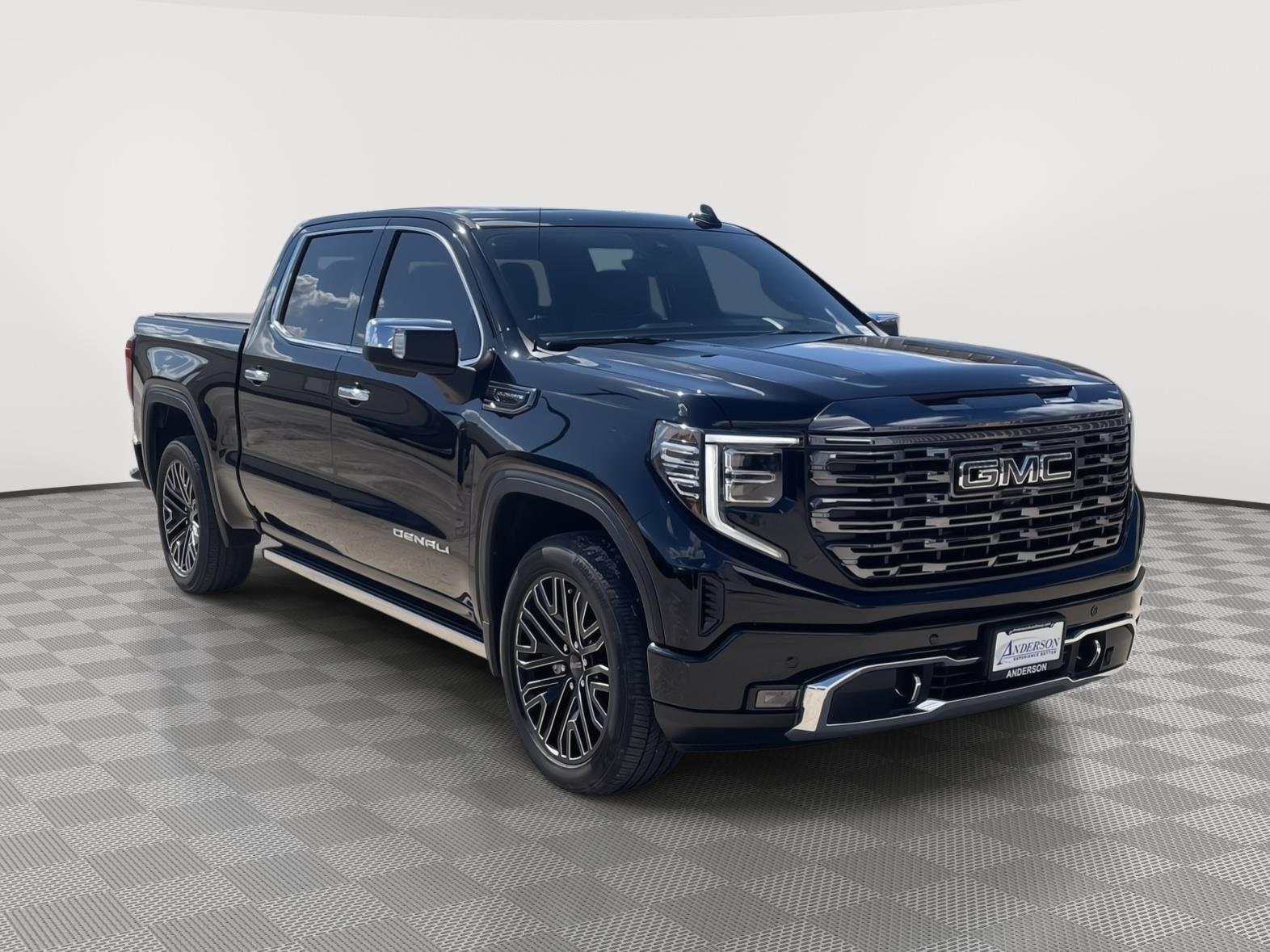 Vehicle photo 8