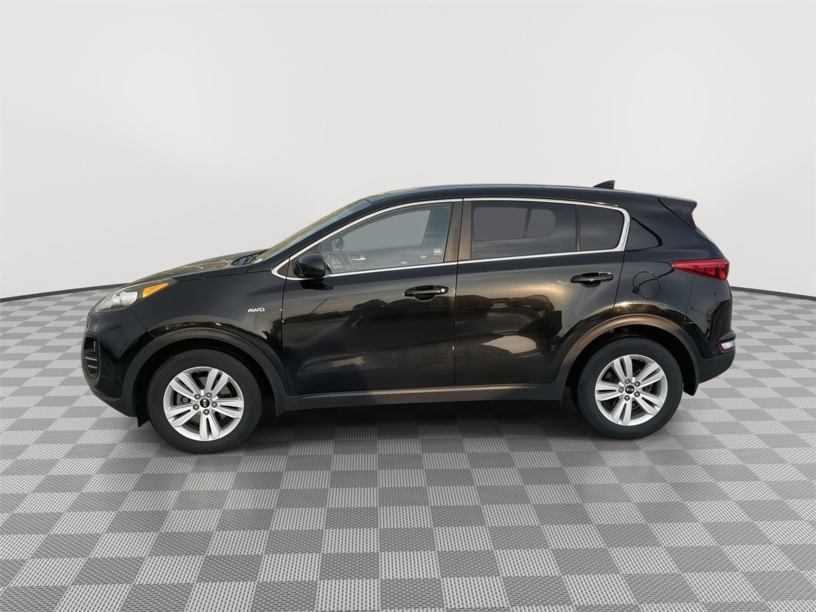 Used 2017 Kia Sportage LX with VIN KNDPMCAC2H7243146 for sale in Kansas City