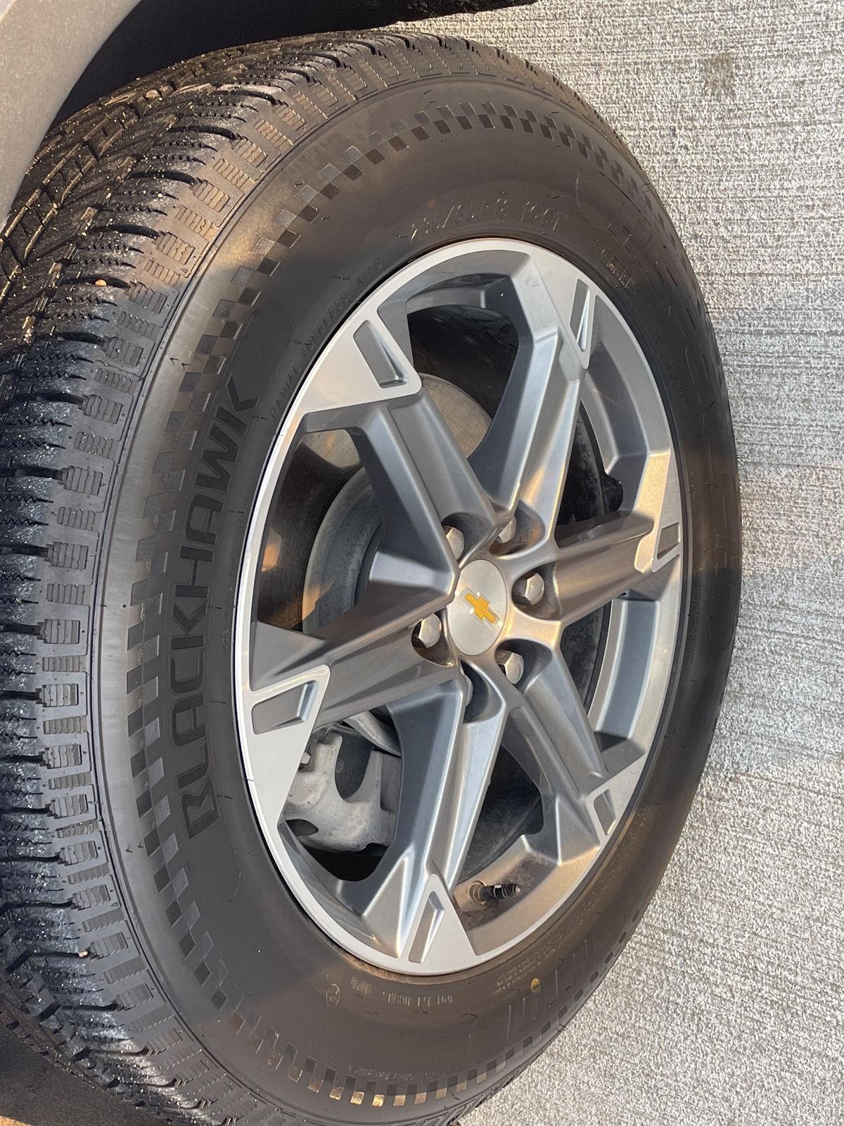 Vehicle photo 10