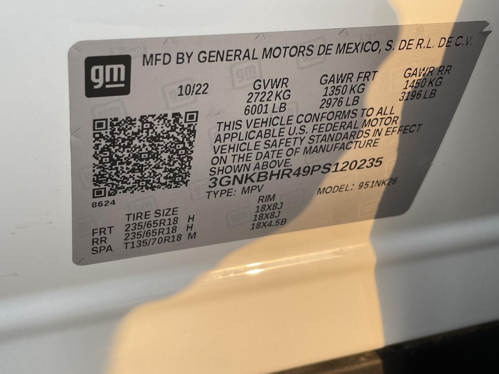 Vehicle photo 11