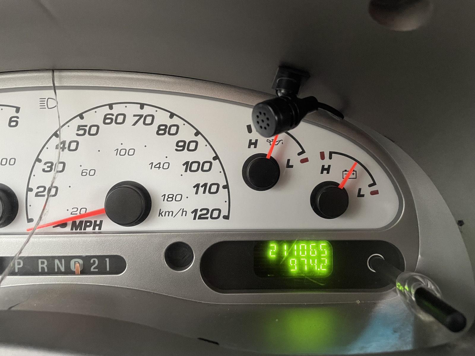 Vehicle photo 3