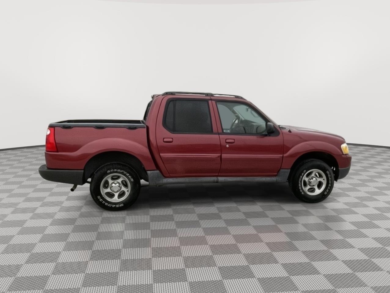 Vehicle photo 7