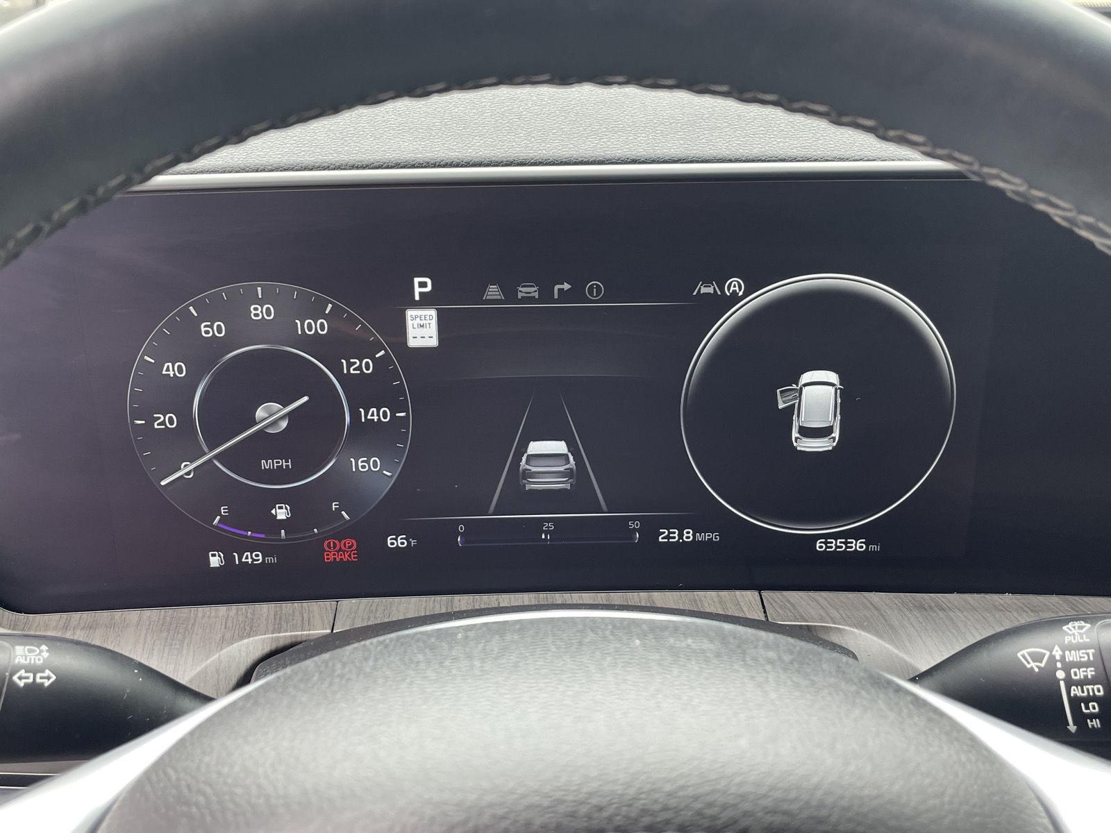 Vehicle photo 3