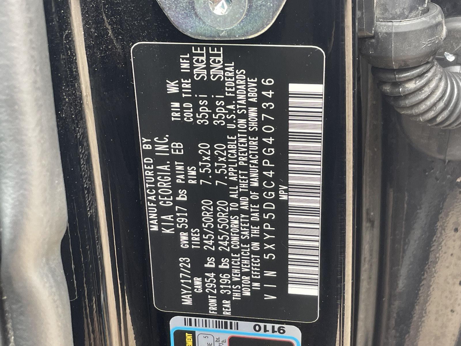 Vehicle photo 11