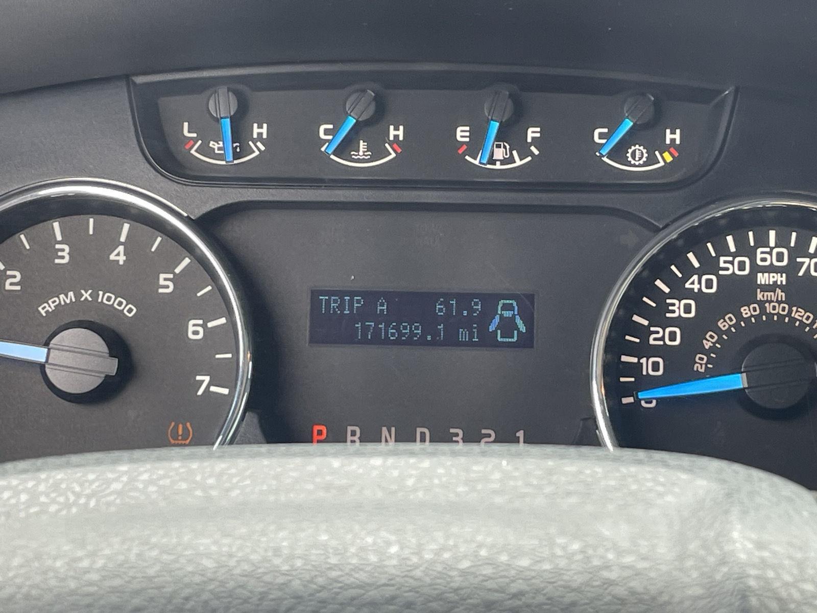 Vehicle photo 3