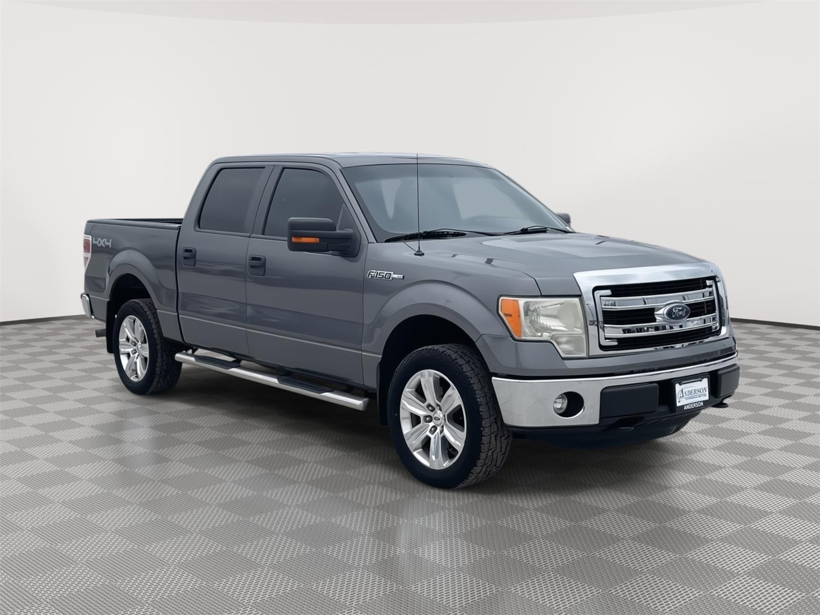 Vehicle photo 8