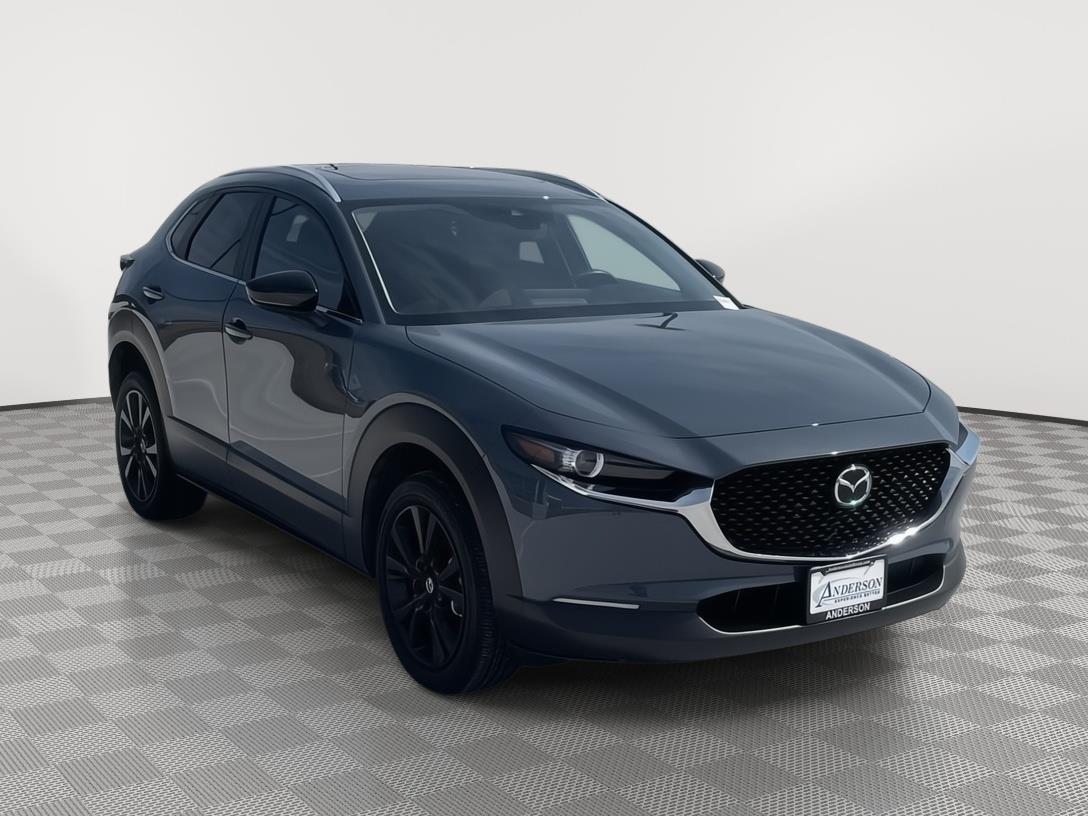 Vehicle photo 7