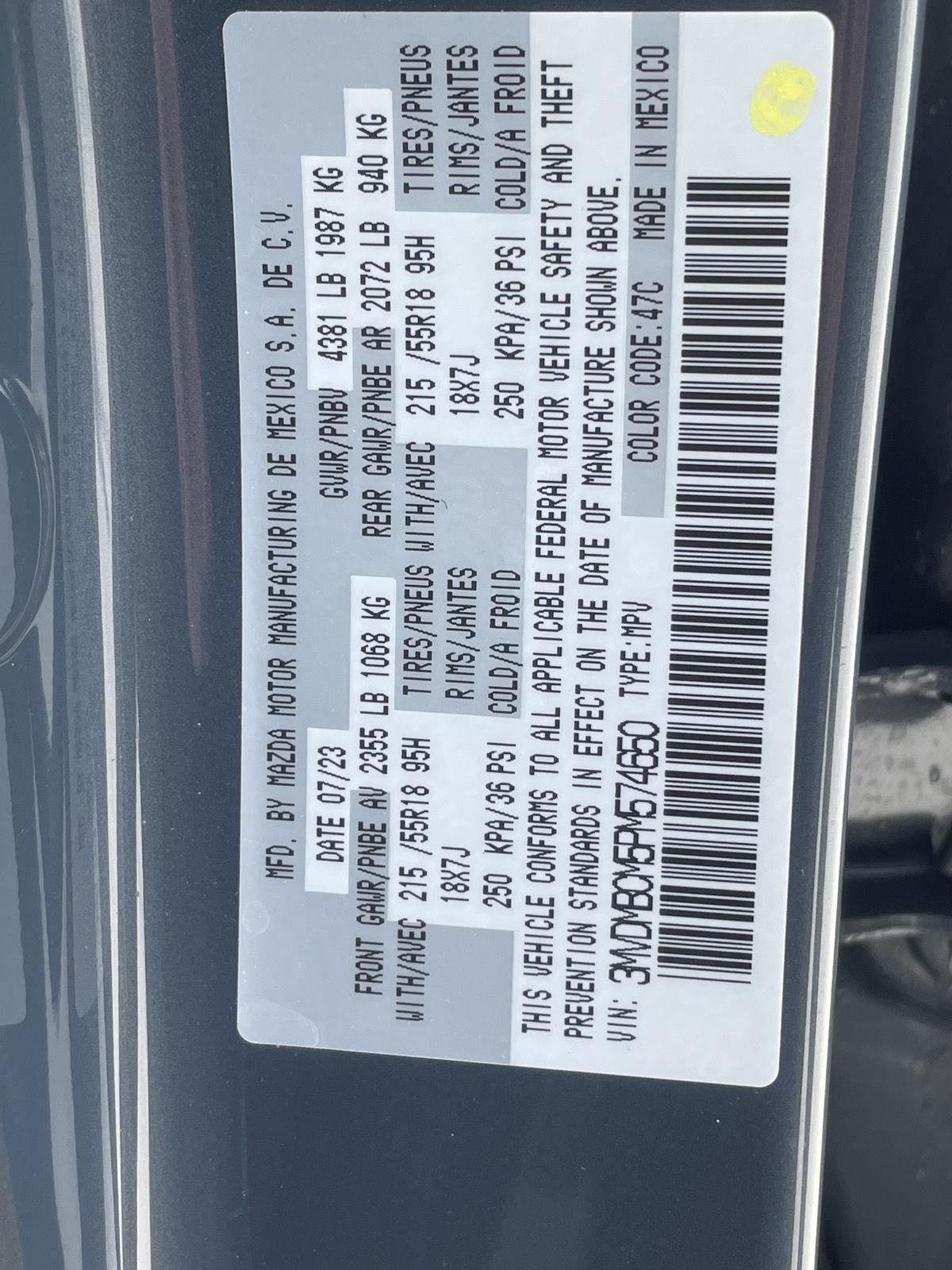 Vehicle photo 10