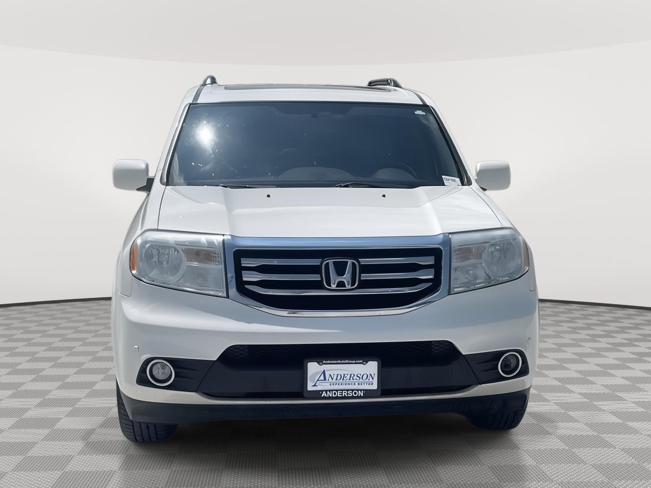 Vehicle photo 9