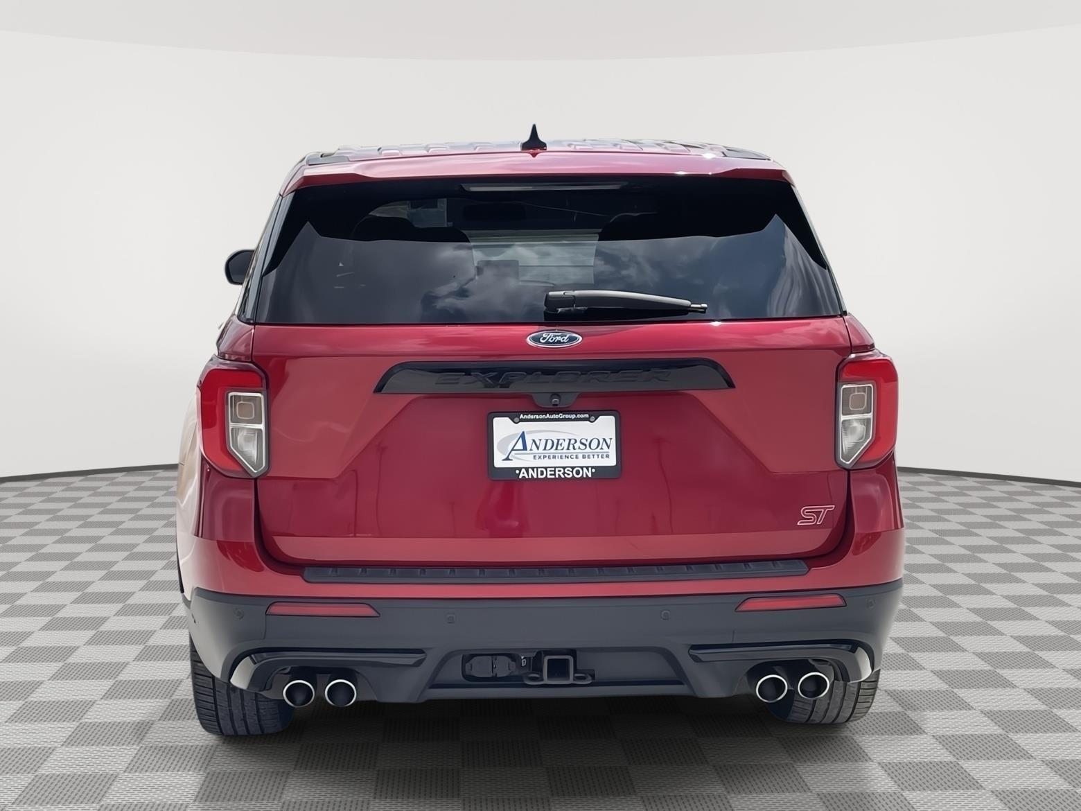 Vehicle photo 5