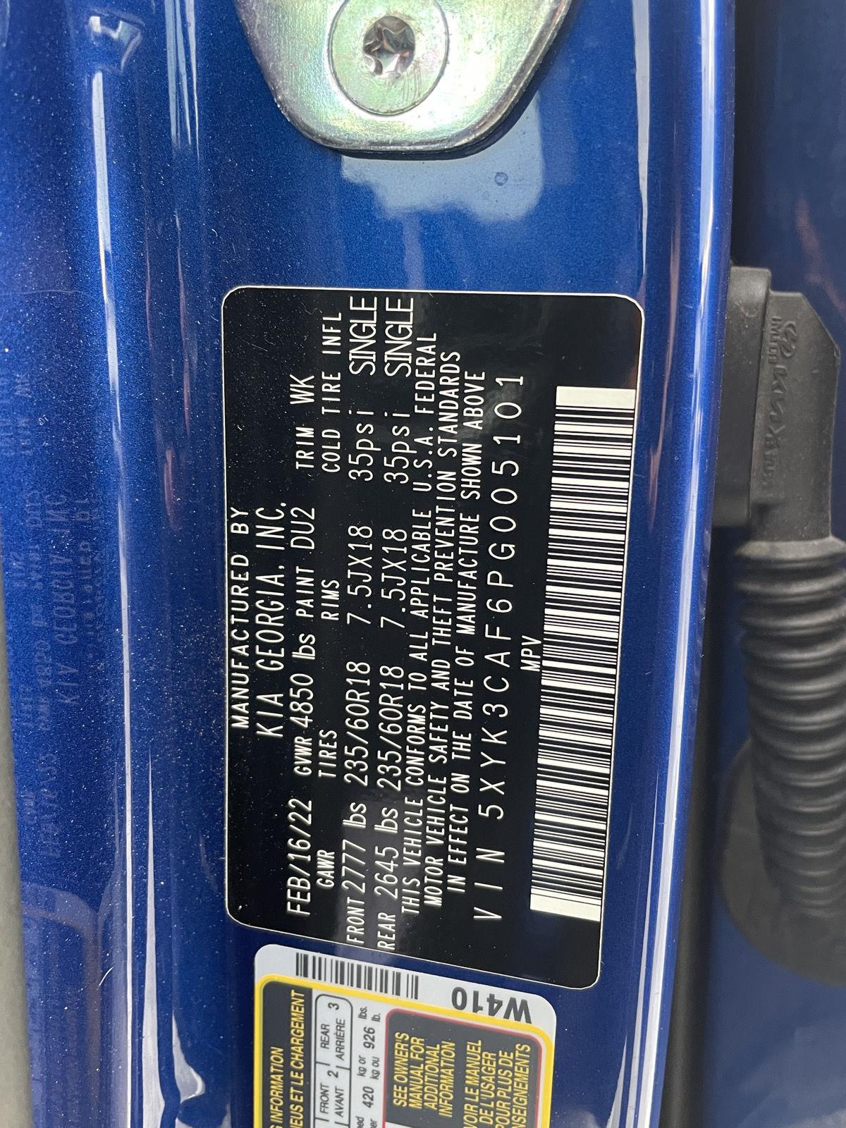 Vehicle photo 12