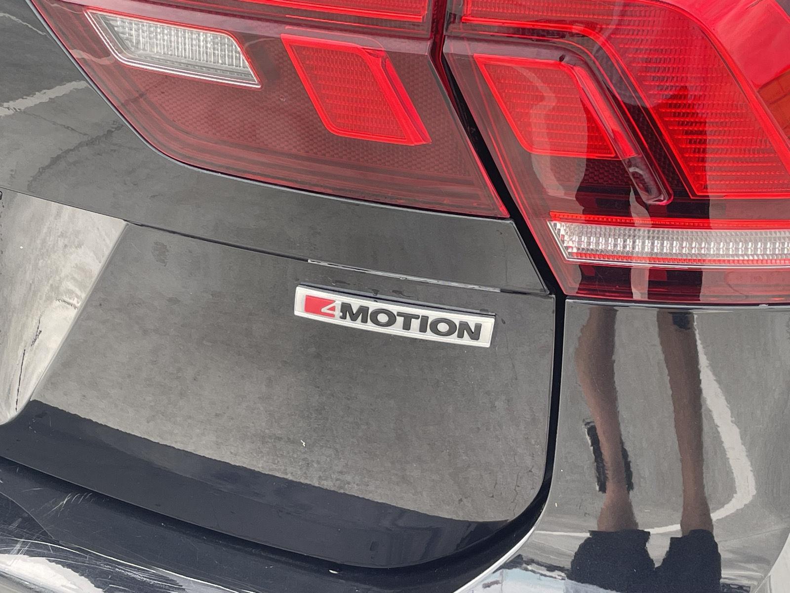 Vehicle photo 22