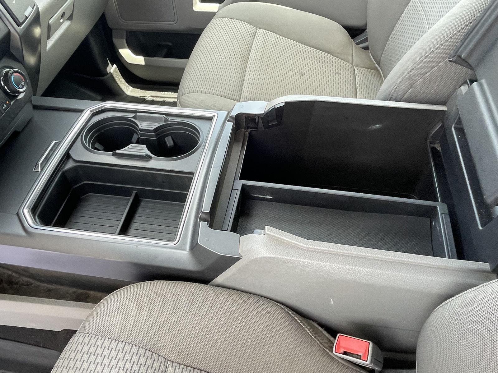 Vehicle photo 15