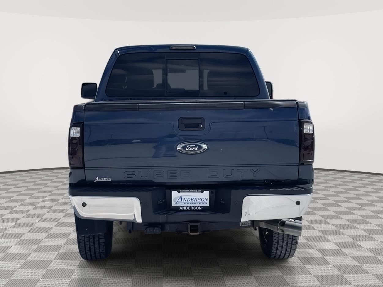 Vehicle photo 5