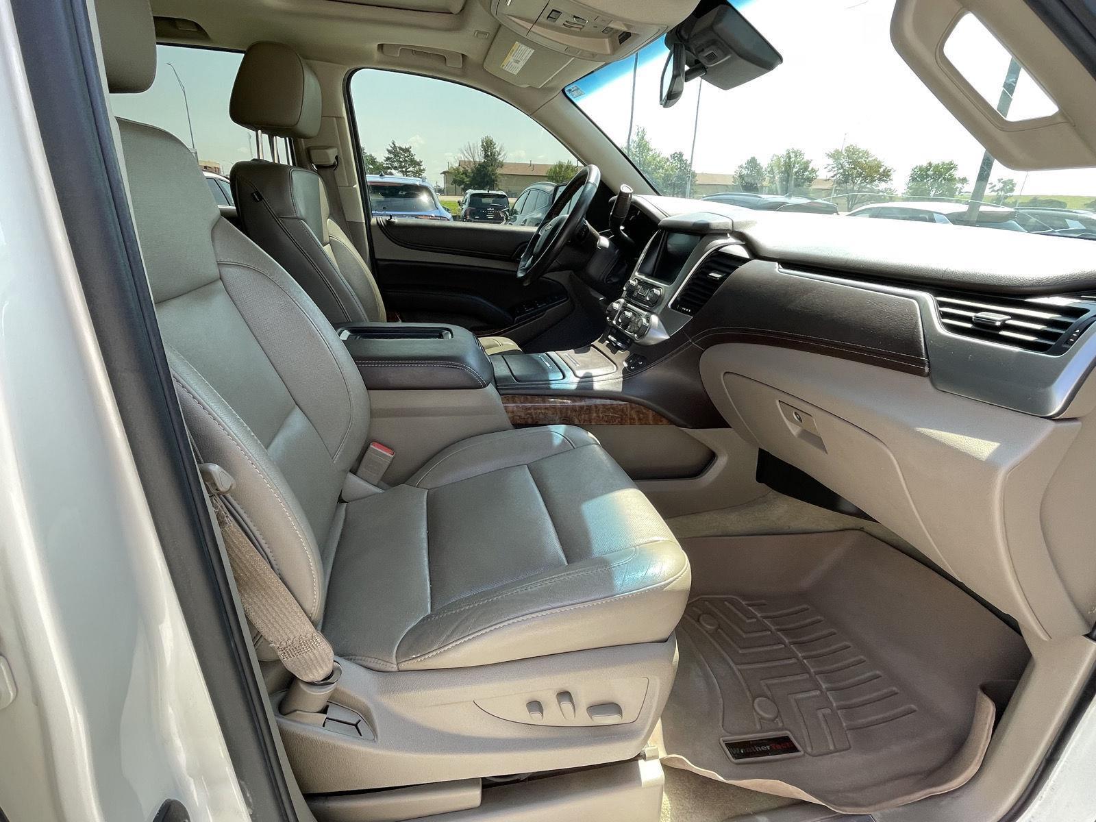 Vehicle photo 18