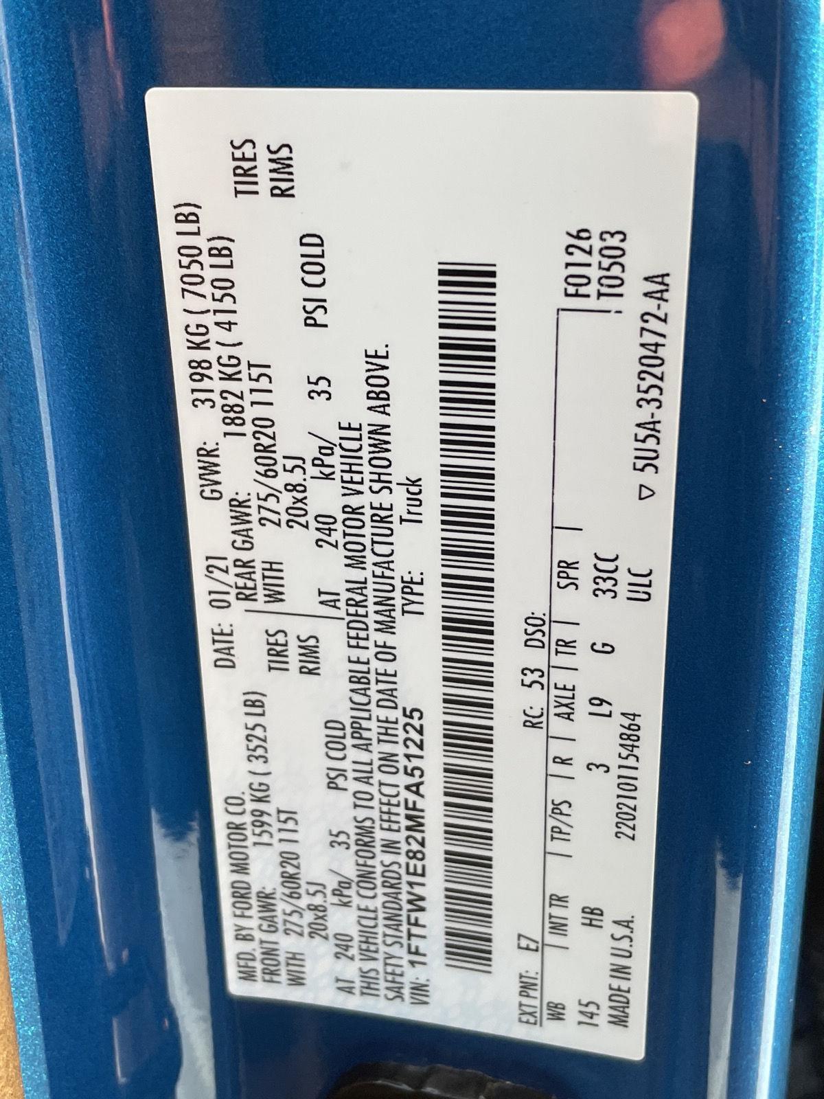Vehicle photo 11