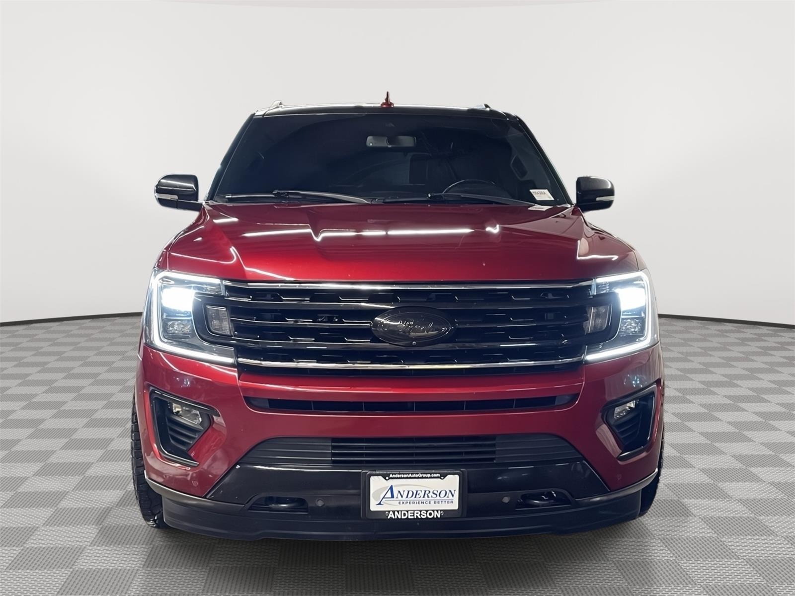 Vehicle photo 9