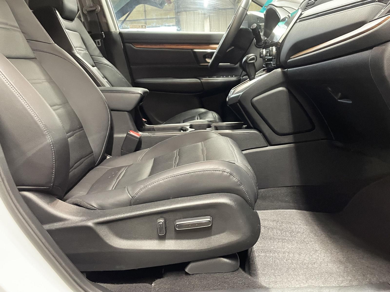 Vehicle photo 20