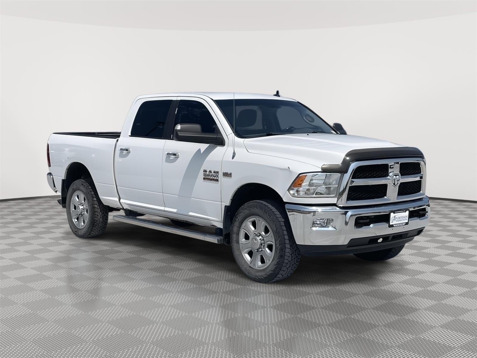 Vehicle photo 8