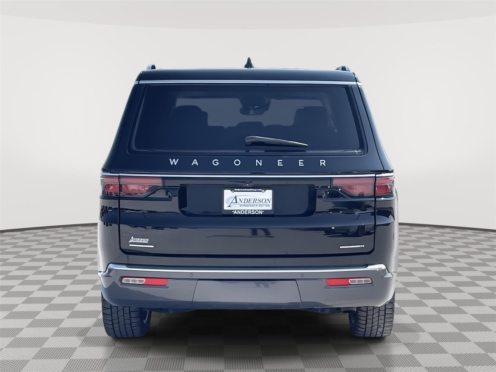 Vehicle photo 5